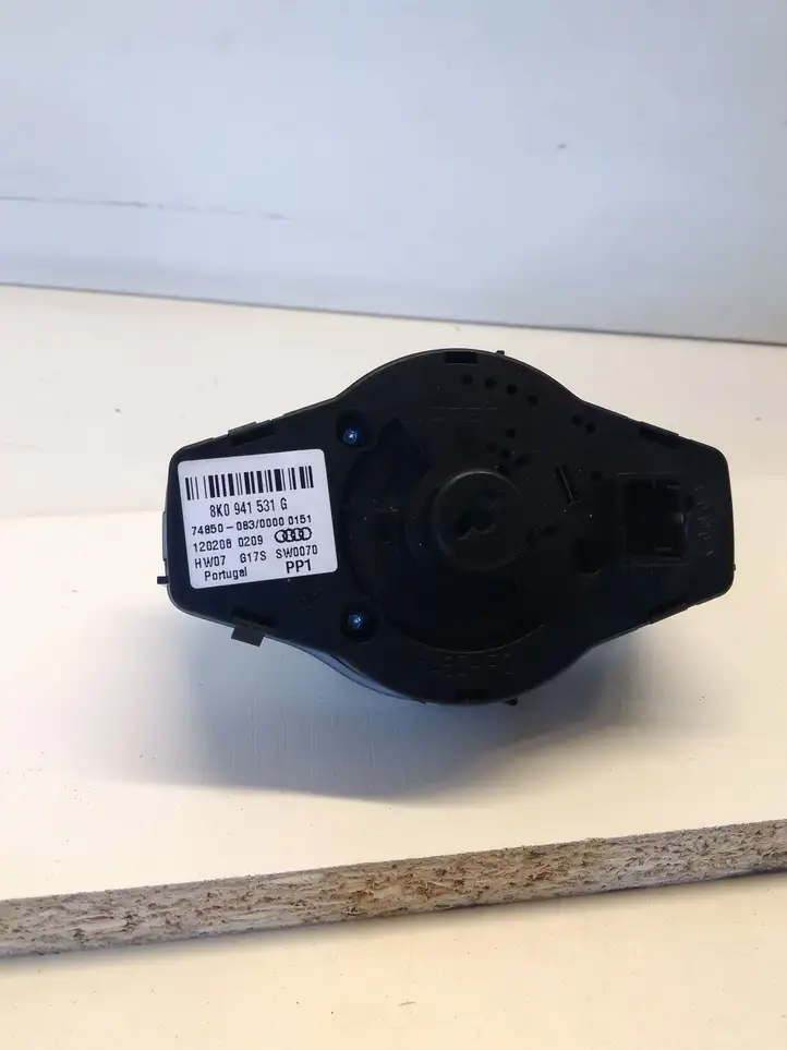 Audi A4 S4 B8 8K (2007 - 2011) 8K0941531G Включатель фонарей — фото 2