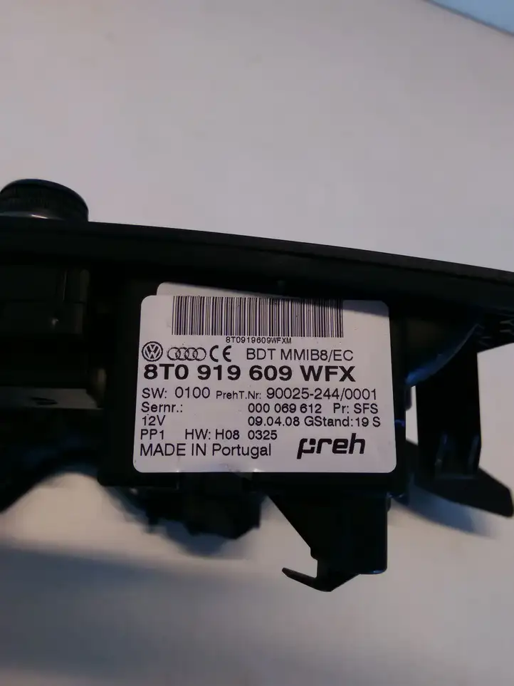 Audi A4 S4 B8 8K (2007 - 2011) 8T0919609WFX Контроллер мультимедийной системы — фото 2