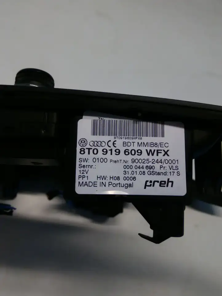 Audi A4 S4 B8 8K (2007 - 2011) 8T0919609WFX Контроллер мультимедийной системы — фото 2