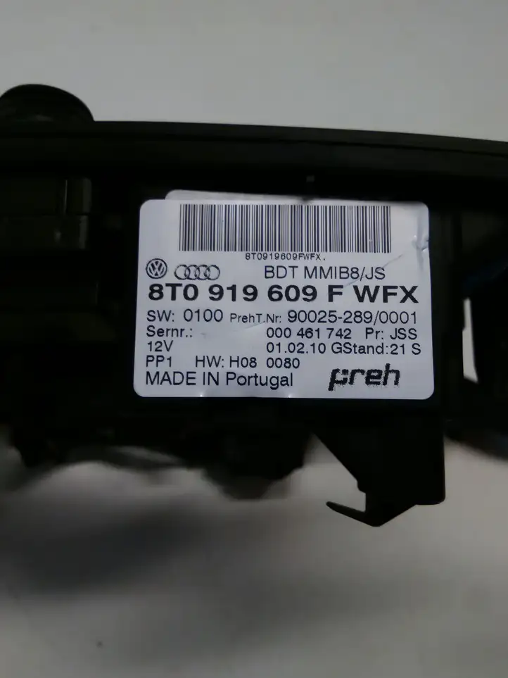 Audi A4 S4 B8 8K (2007 - 2011) 8T0919609F Контроллер мультимедийной системы — фото 2