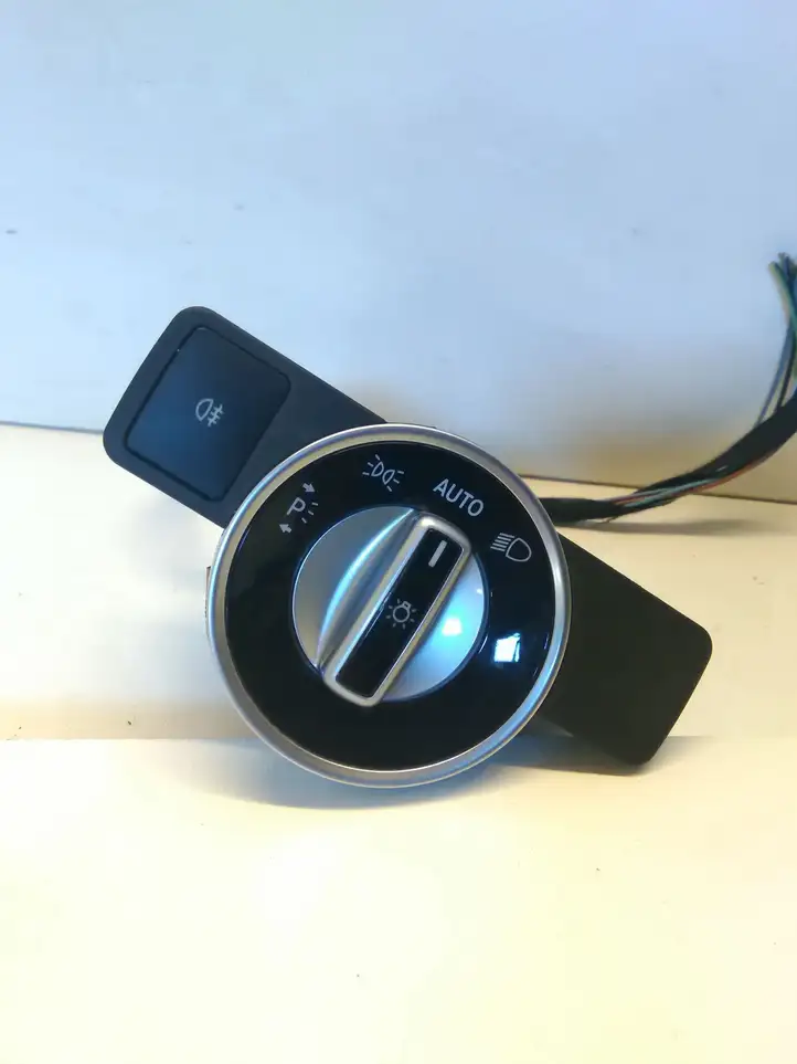 Mercedes-Benz GL X166 (2013 - 2019) A2129050551 Включатель фонарей — фото 1