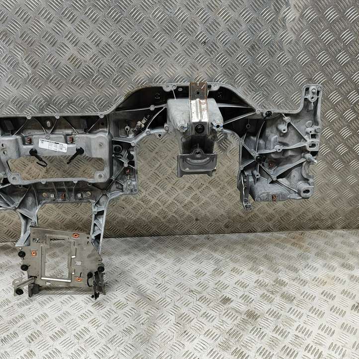 Ford Mustang Mach-E (2020 - )  LJ9BR04545AE Балка крепления панели