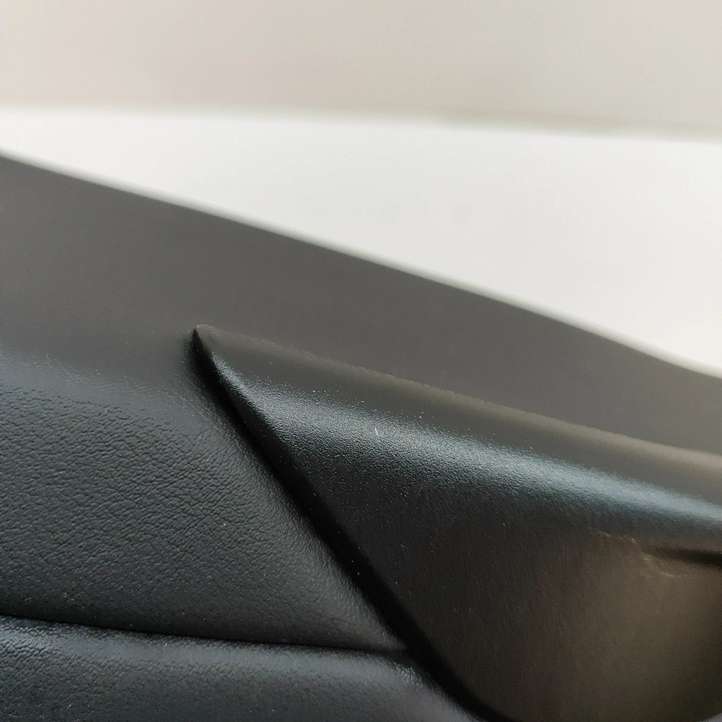 Skoda Enyaq iV (2020 - )  5LA885701E Боковая отделка у заднего сиденья (низ)