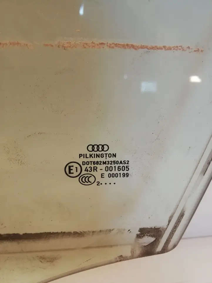Audi A4 S4 B8 8K (2007 - 2011) 43R001605 Стекло передней двери — фото 2
