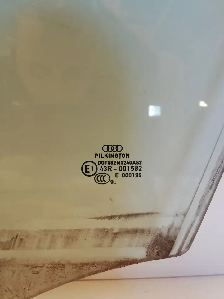 Audi A4 S4 B8 8K (2007 - 2011) 43R001582 Стекло передней двери — фото 2