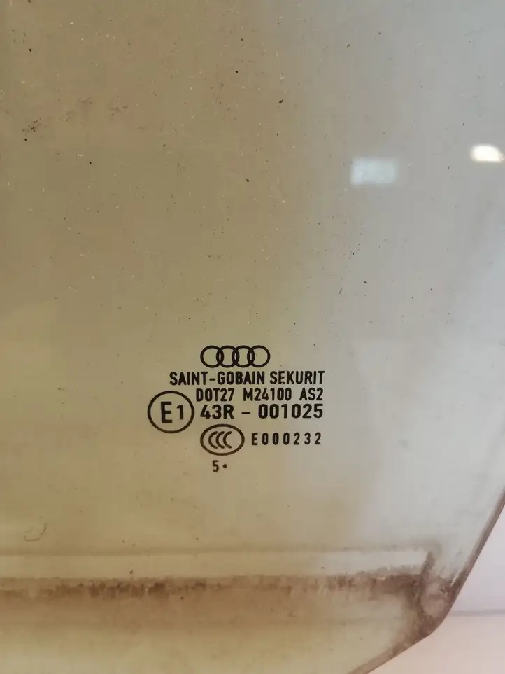 Audi A3/S3 8P (2003 - 2005) 43R001025 Стекло передней двери — фото 2