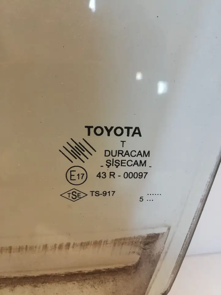 Toyota Corolla Verso AR10 (2004 - 2009) 43R00097 Стекло передней двери — фото 2