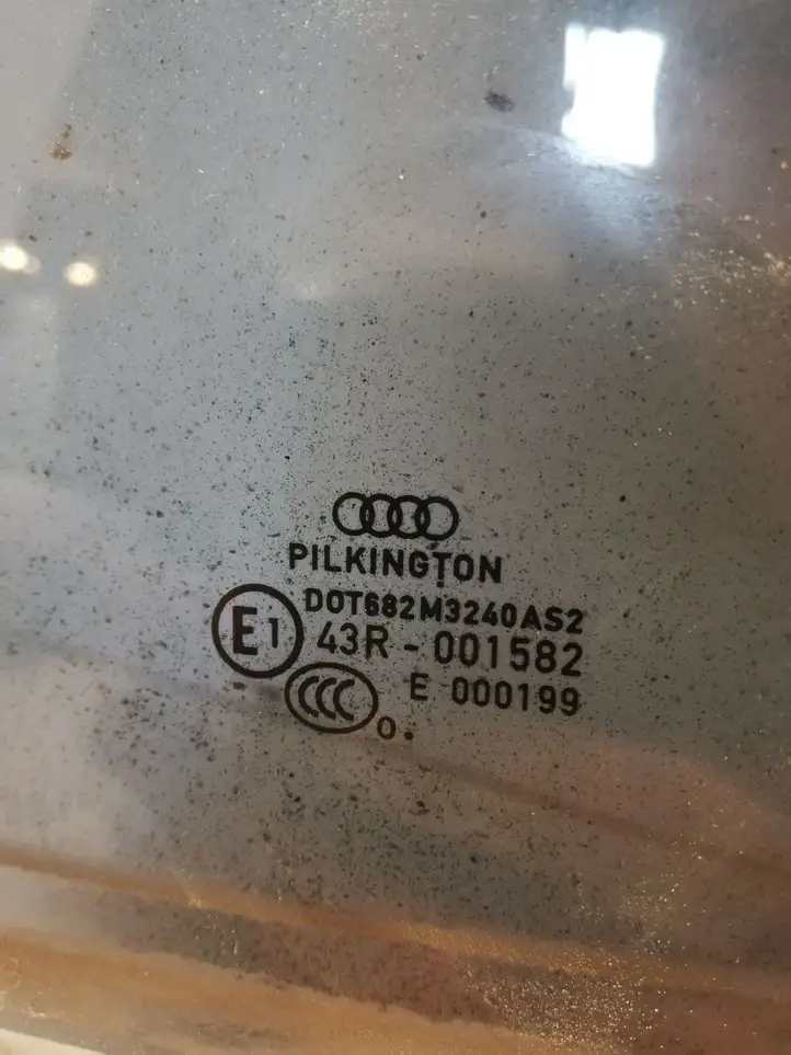 Audi A4 S4 B8 8K (2007 - 2011) 43R001582 Стекло задней двери — фото 2