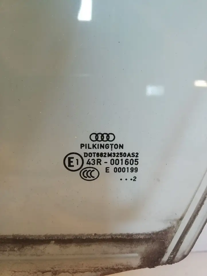Audi A4 S4 B8 8K (2007 - 2011) 43R001605 Стекло передней двери — фото 2