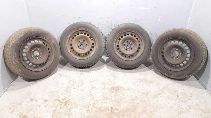 Mercedes-Benz A W169 (2004 - 2012)   Стальной штампованный обод (ободья) колеса R 15