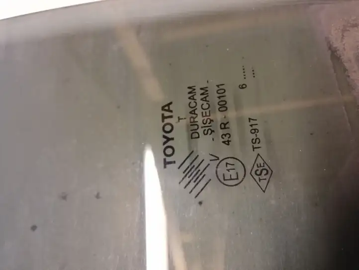 Toyota Corolla Verso AR10 (2004 - 2009) 43R00101 Стекло задней двери — фото 2