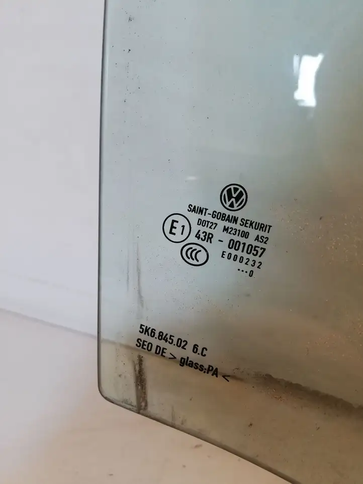 Volkswagen Golf VI (2009 - 2013) 43R001057 Стекло задней двери — фото 2