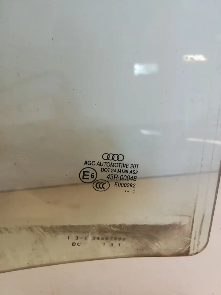 Audi Q5 SQ5 (2008 - 2012) 43R0048 Стекло задней двери — фото 1