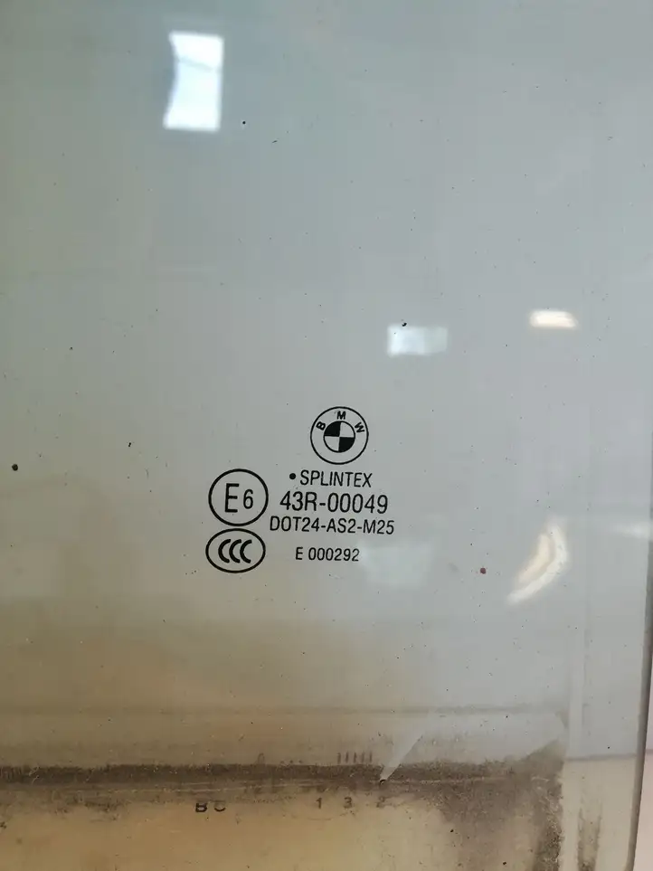 BMW 5 E60 E61 (2004 - 2010) 43R00049 Стекло задней двери — фото 2