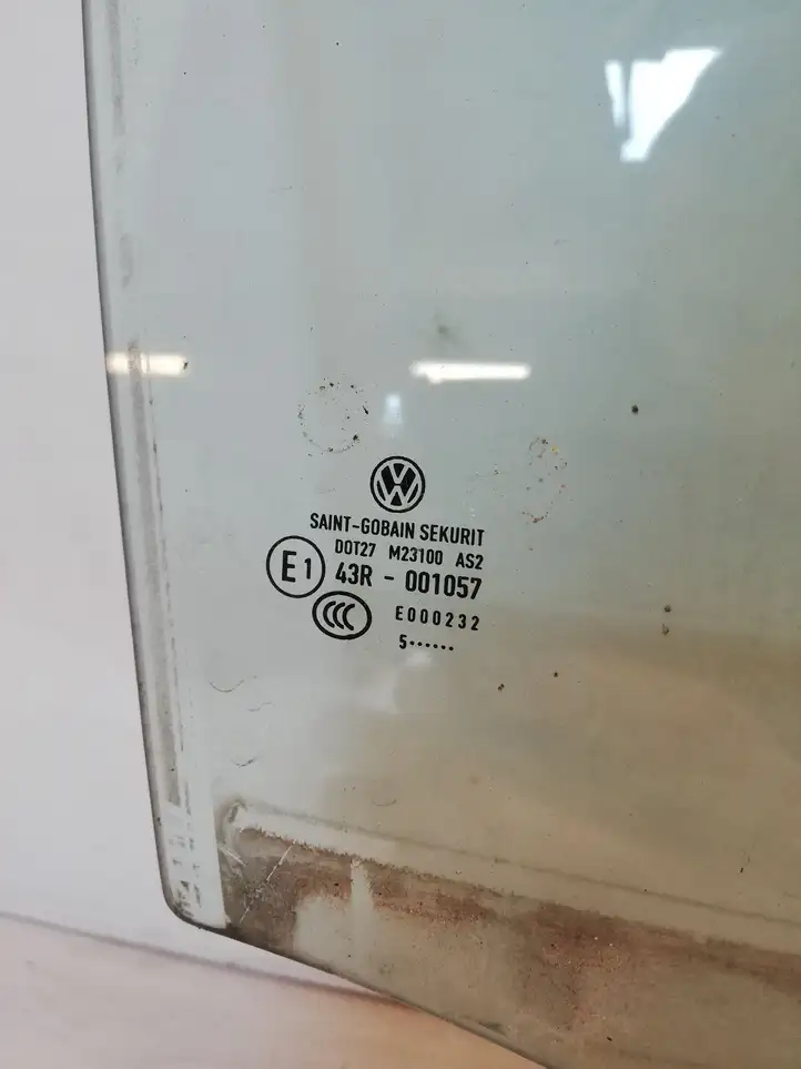 Volkswagen Golf Plus (2004 - 2008) 43R001057 Стекло задней двери — фото 2