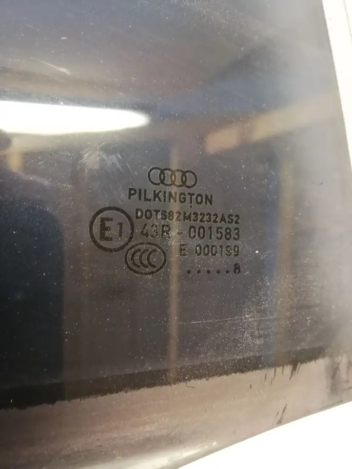 Audi A4 S4 B8 8K (2007 - 2011) 43R001583 Стекло задней двери — фото 1