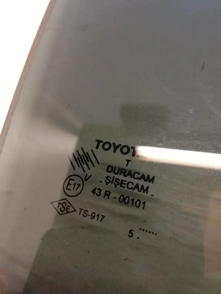 Toyota Corolla Verso AR10 (2004 - 2009) 43R00101 Стекло задней двери — фото 2
