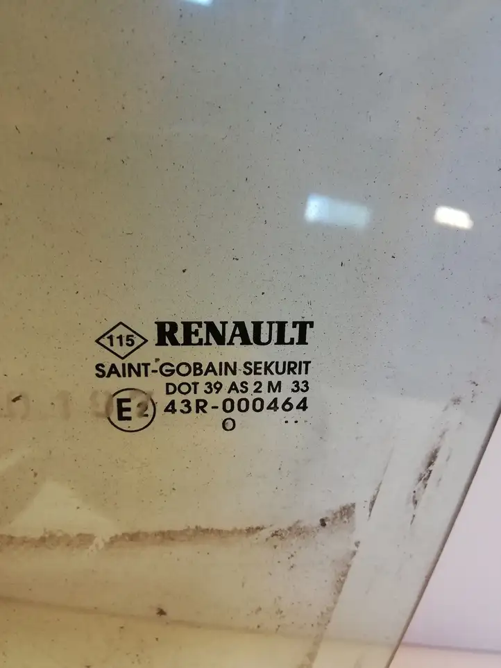 Renault Clio III (2005 - 2012) 43R000464 Стекло задней двери — фото 2