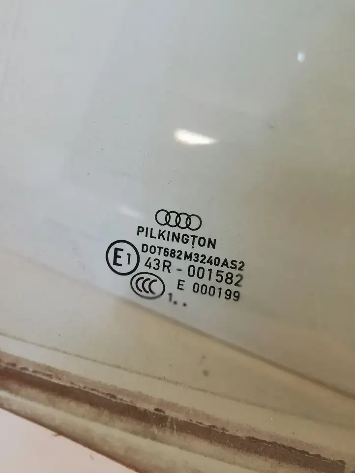 Audi A4 S4 B8 8K (2007 - 2011) 43R001582 Стекло задней двери — фото 2