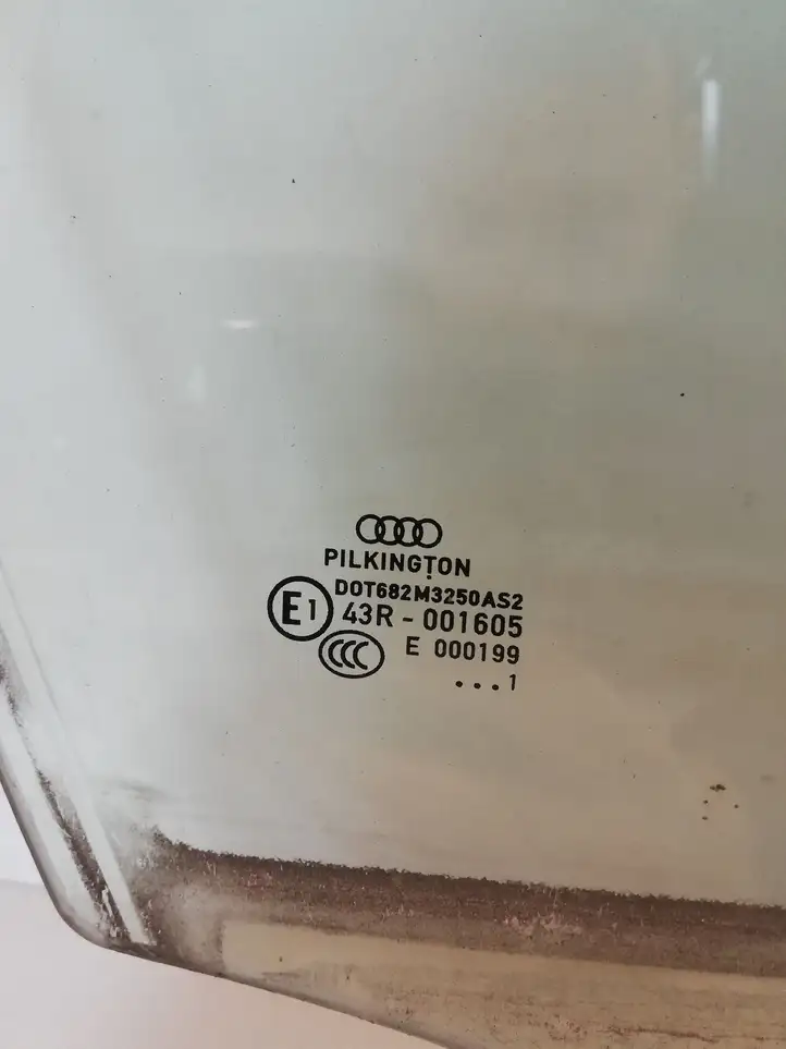 Audi A4 S4 B8 8K (2007 - 2011) 43R001605 Стекло передней двери — фото 2