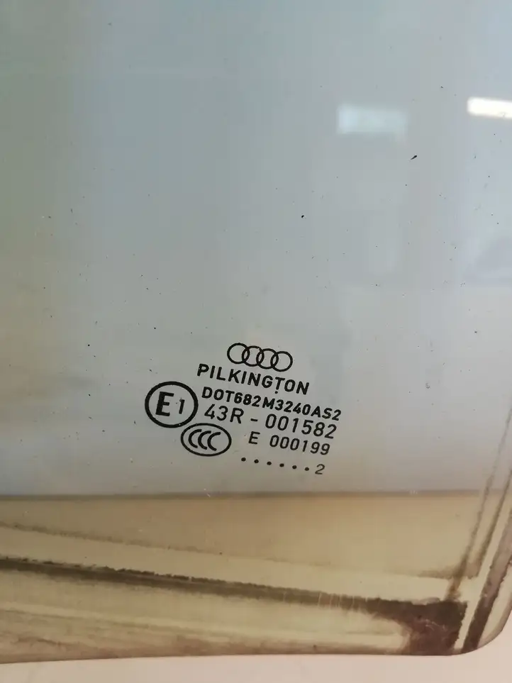 Audi A4 S4 B8 8K (2007 - 2011) 43R001582 Стекло задней двери — фото 2