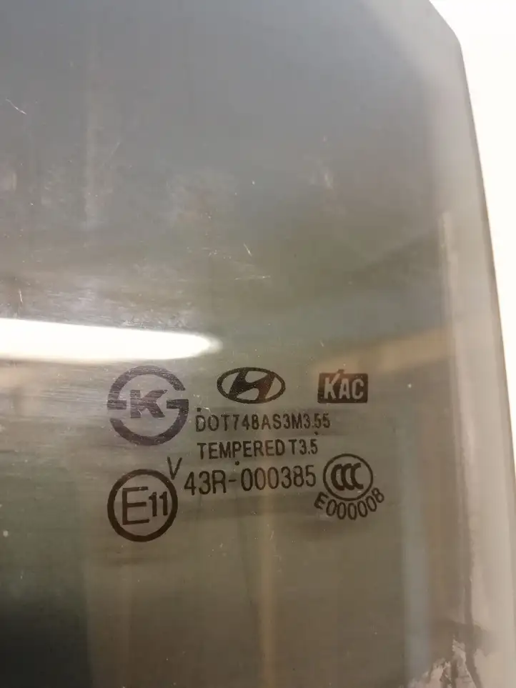 Hyundai i40 (2011 - ) 43R000385 Стекло задней двери — фото 2