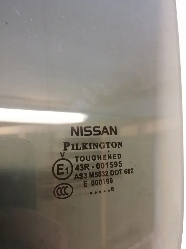 Nissan Qashqai (2013 - 2017) 43R001595 Стекло задней двери — фото 2