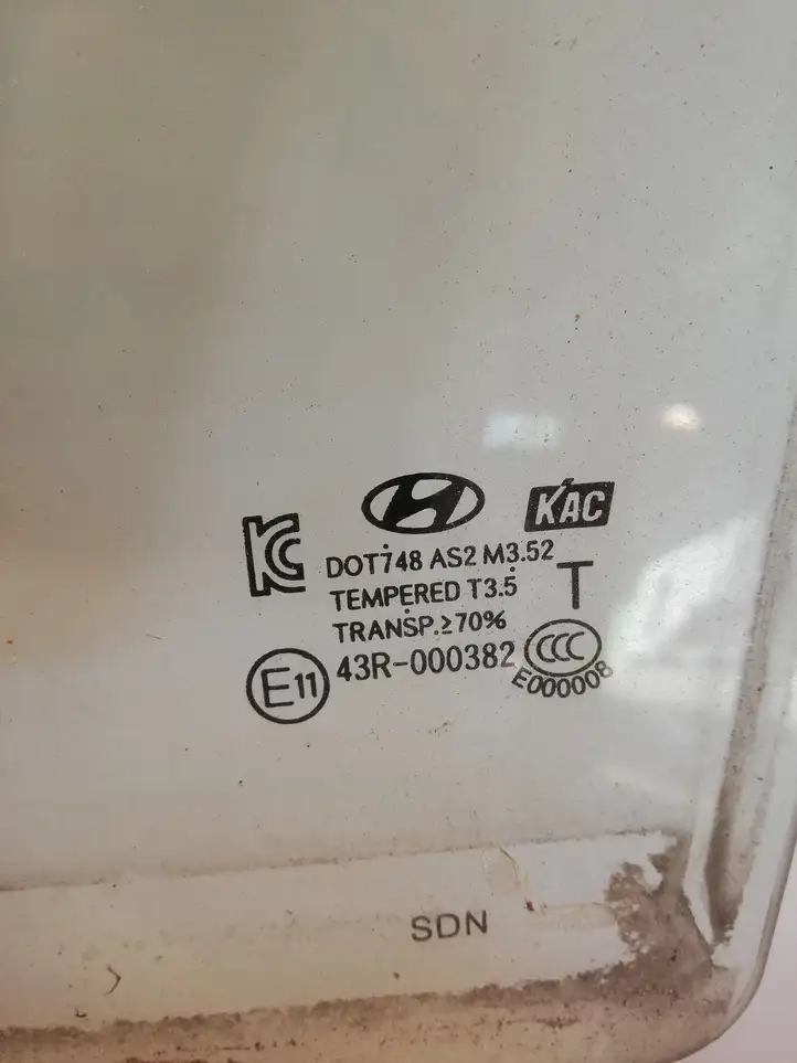 Hyundai i40 (2011 - ) 43R000382 Стекло задней двери — фото 2