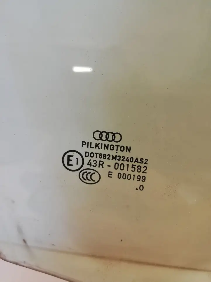 Audi A4 S4 B8 8K (2007 - 2011) 43R001582 Стекло передней двери — фото 2