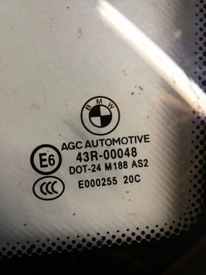 BMW X1 E84 (2009 - 2015) 43R00048 Заднее боковое стекло — фото 2