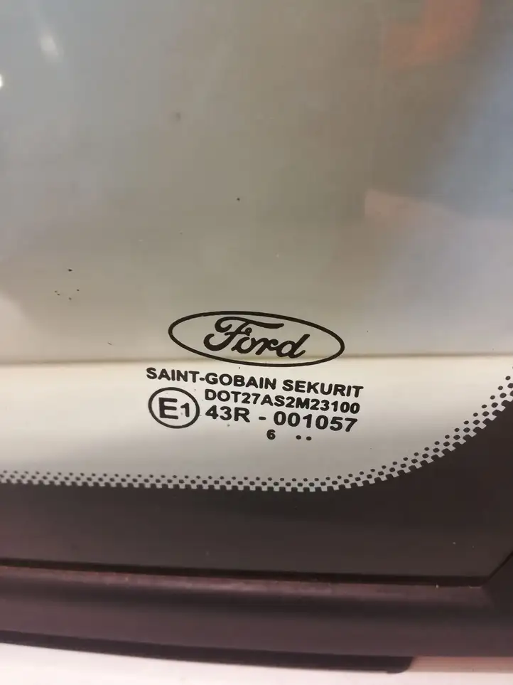 Ford Focus C-MAX (2003 - 2010) 43R001057 Треугольное стекло кузова — фото 3