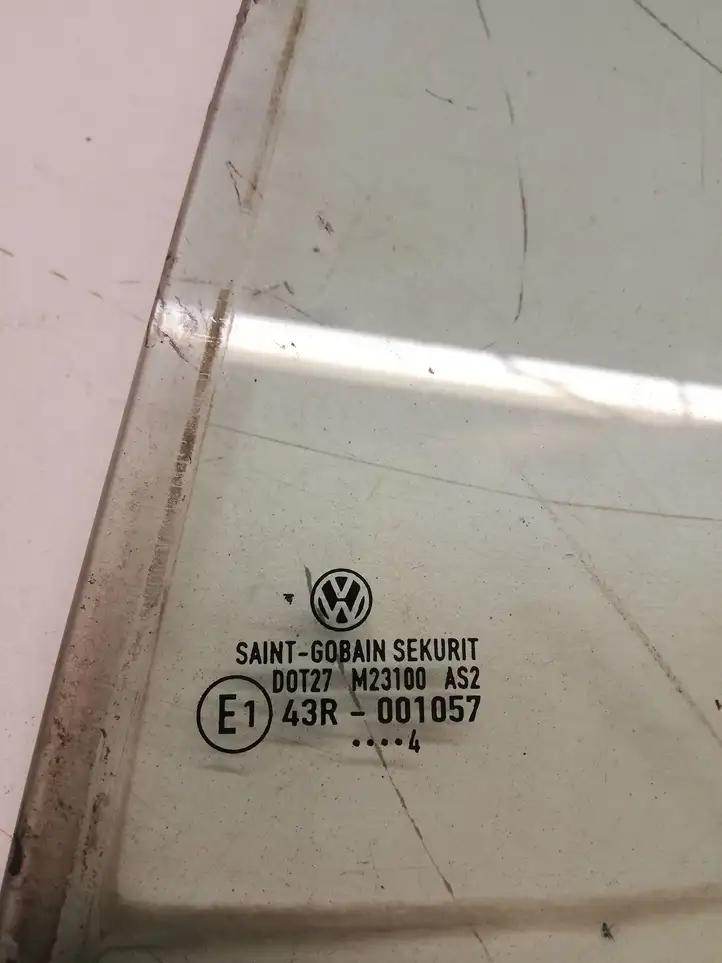 Volkswagen Golf V (2003 - 2009) 43R001057 Форточка двери — фото 3
