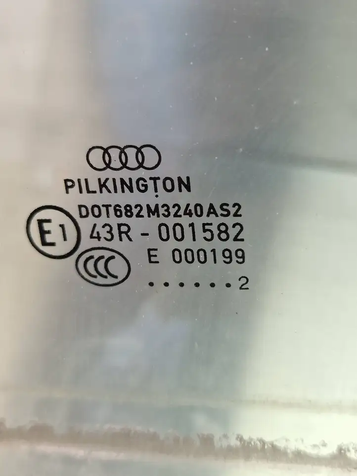 Audi A4 S4 B8 8K (2007 - 2011) 43R001582 Стекло задней двери — фото 2