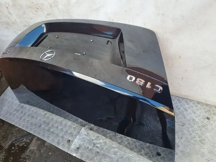 Mercedes-Benz C W204 (2007 - 2014) 2052223353 Крышка багажника — фото 9