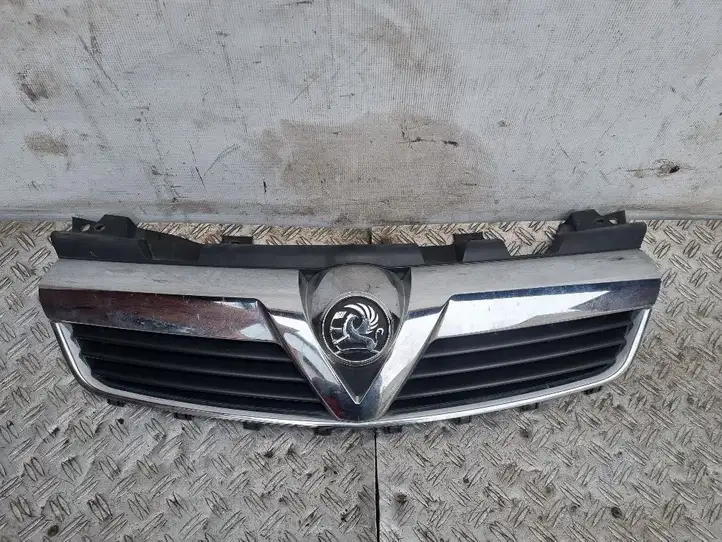 Opel Zafira B (2006 - 2008) 13157590 Верхняя решетка радиатора — фото 1