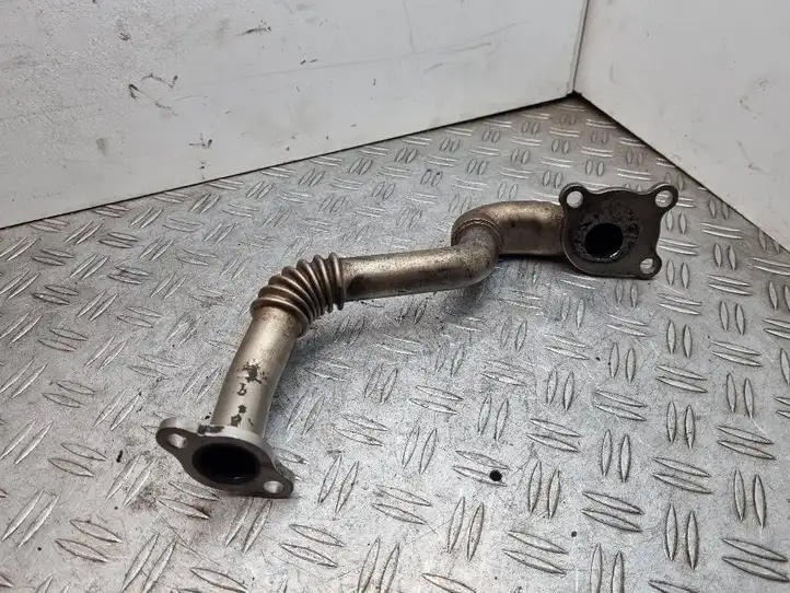 Toyota Verso (2009 - 2012) Трубка EGR — фото 2