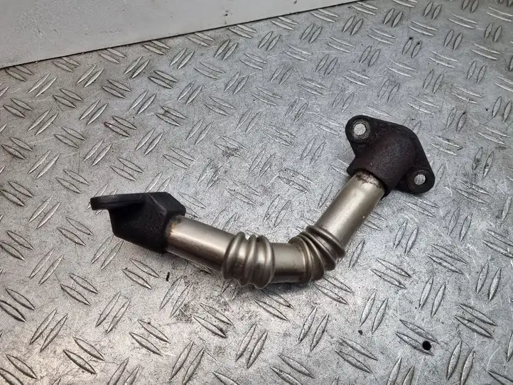 Chevrolet Captiva (2006 - 2011) Трубка EGR — фото 4