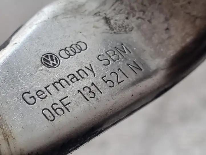 Volkswagen PASSAT B6 (2005 - 2010) 06F131521N Трубка EGR — фото 4