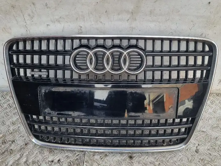 Audi Q7 4L (2005 - 2009) 4L0853651 Верхняя решетка радиатора — фото 1