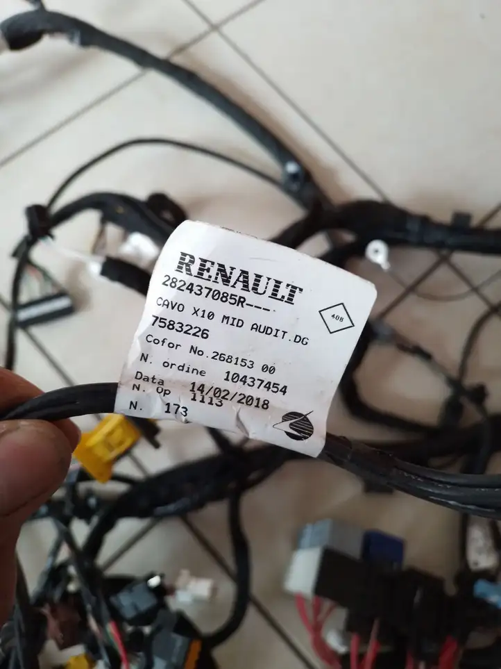 Renault Zoe (2012 - ) 7583226 Прочая электропроводка — фото 3