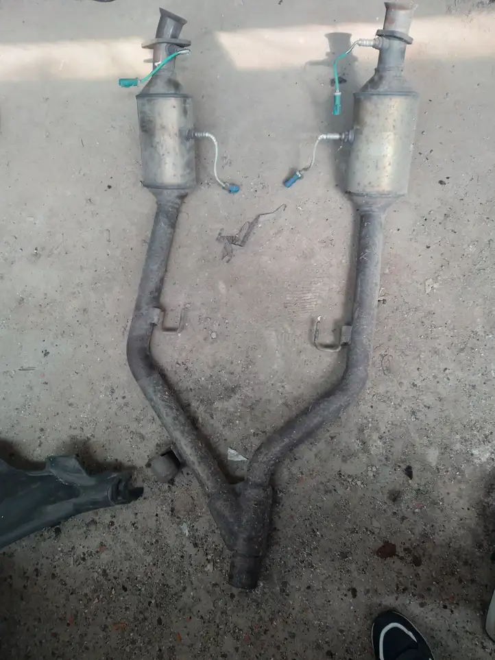 Ford Mustang V (2005 - 2014) 7R335E212 Катализатор / DPF / FAP — фото 1