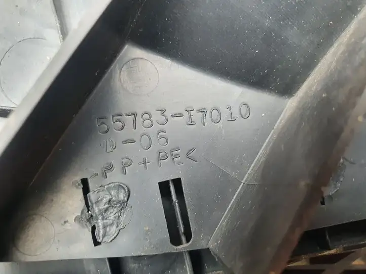 Toyota MR2 (W30) III (2000 - 2007) 5578117060 Жабо стеклоочистителей — фото 2
