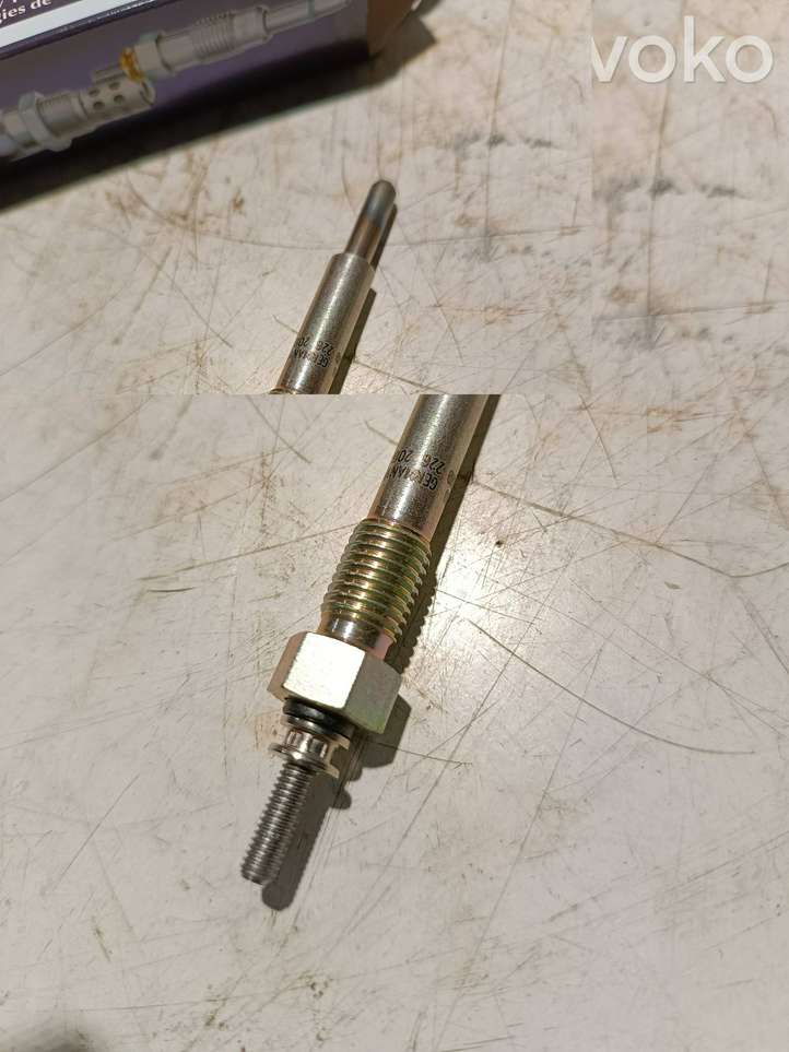 Opel Astra (1998 - 2004)  0100226208 Свеча (свечи) накалывания