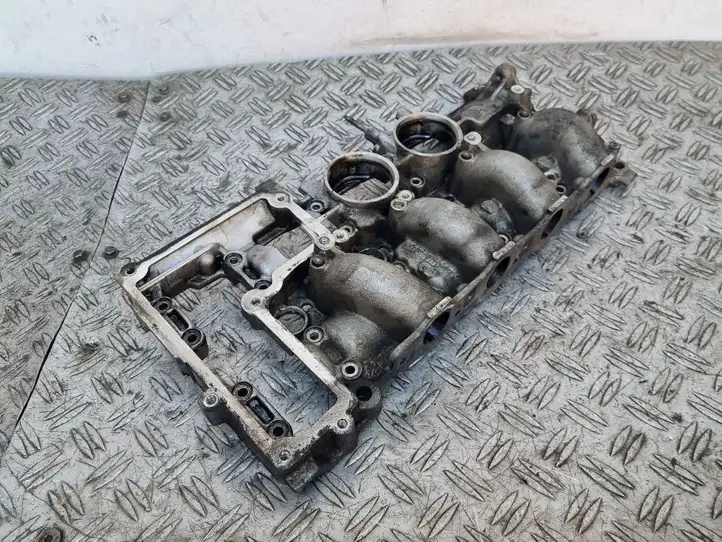 Land Rover Evoque I (2011 - 2015) 9686705110 Крышка головки блока цилиндров — фото 3