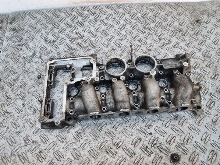 Land Rover Evoque I (2011 - 2015) 9686705110 Крышка головки блока цилиндров — фото 5