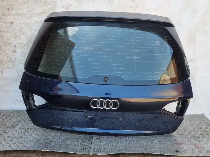 Audi A4 S4 B8 8K (2007 - 2011) Крышка багажника — фото 1