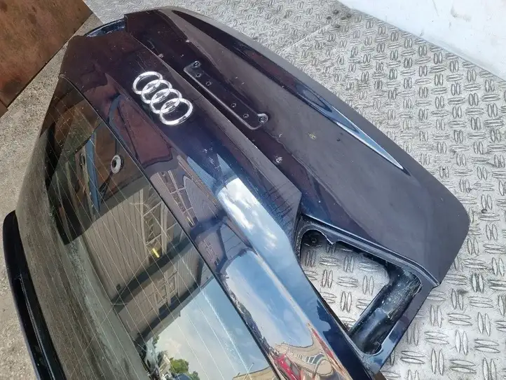 Audi A4 S4 B8 8K (2007 - 2011) Крышка багажника — фото 11