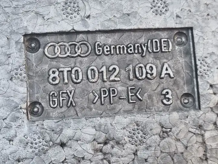 Audi A4 S4 B8 8K (2007 - 2011) 8T0012109A Ящик для инструментов — фото 3