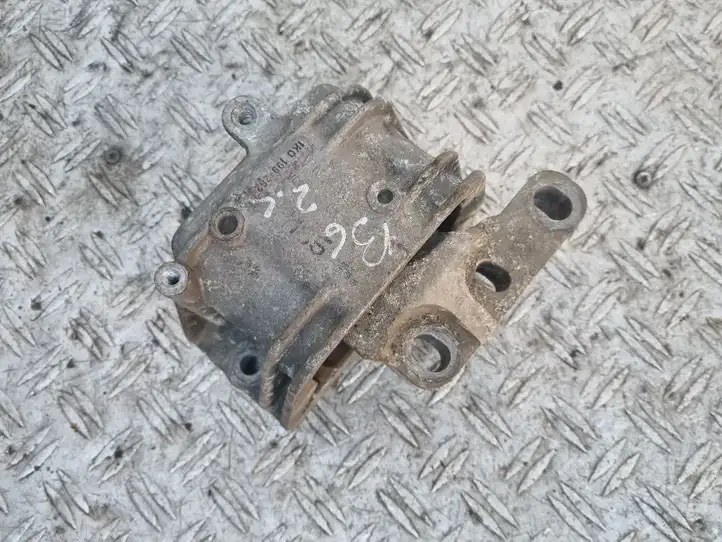 Volkswagen PASSAT B6 (2005 - 2010) 1K0199262P Опора двигателя — фото 4