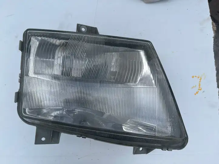 Mercedes-Benz Vito Viano W638 (1996 - 2003) 6388200161 Передняя фара — фото 1